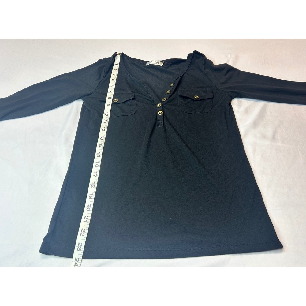 Rui Feng Black Long Sleeve Henley Top V-Neck Button Chest Pockets Small